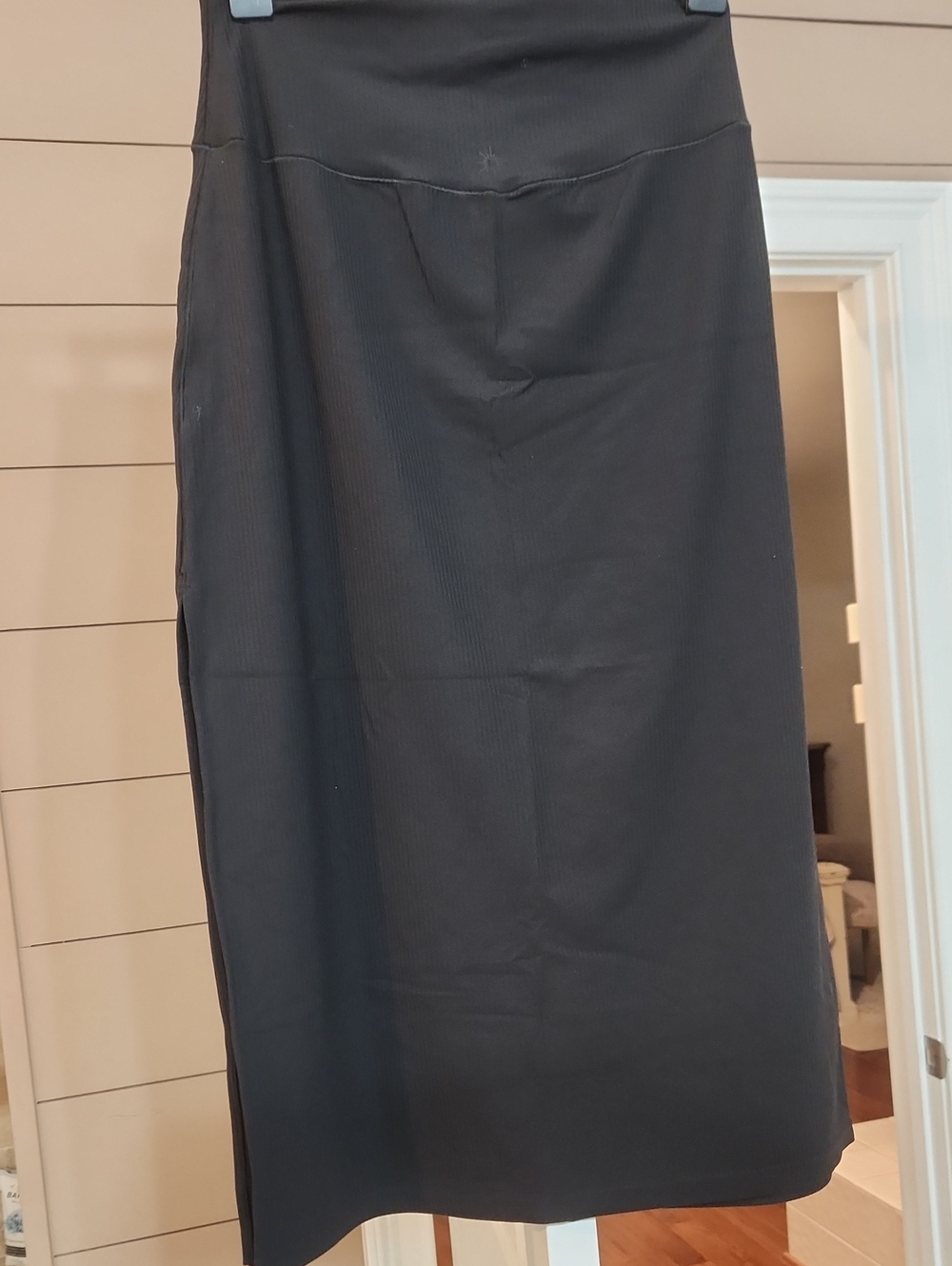 aerie Black Ribbed Midi Skirt w/Side Slit.Also Have Blue, Cream & Navy Avail - Picture 7 of 9